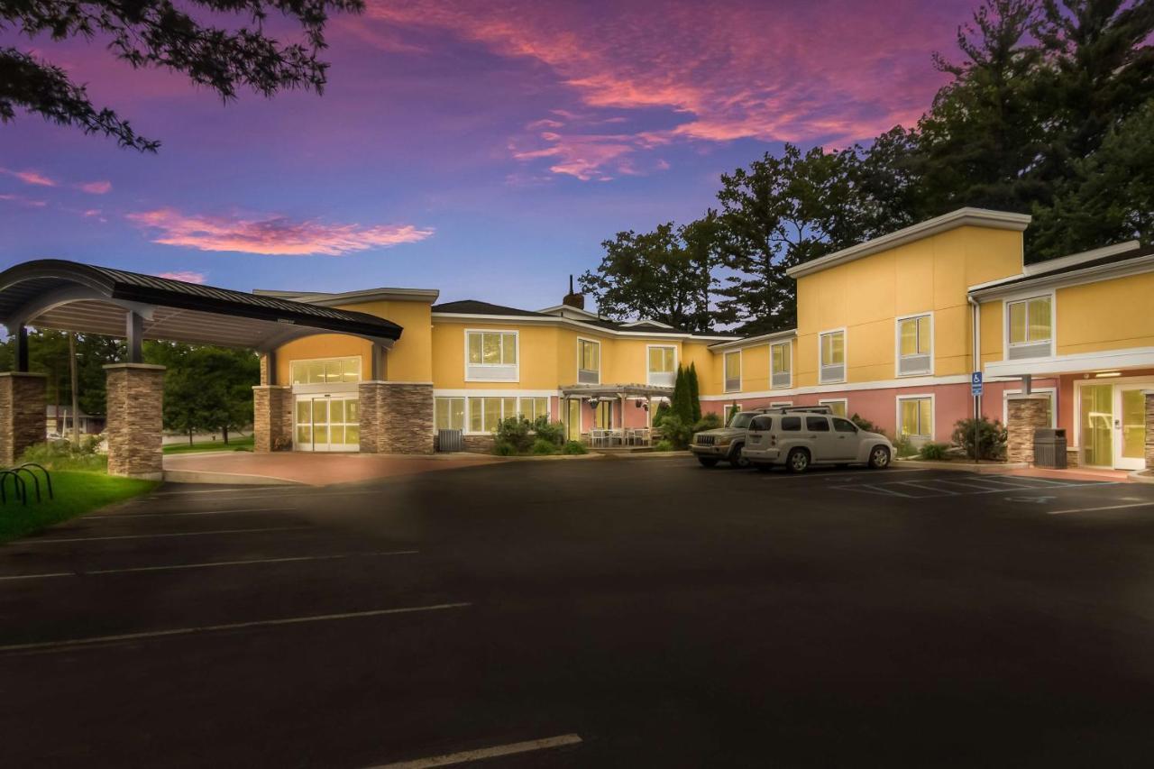 Best Western Plus Traverse City Bagian luar foto