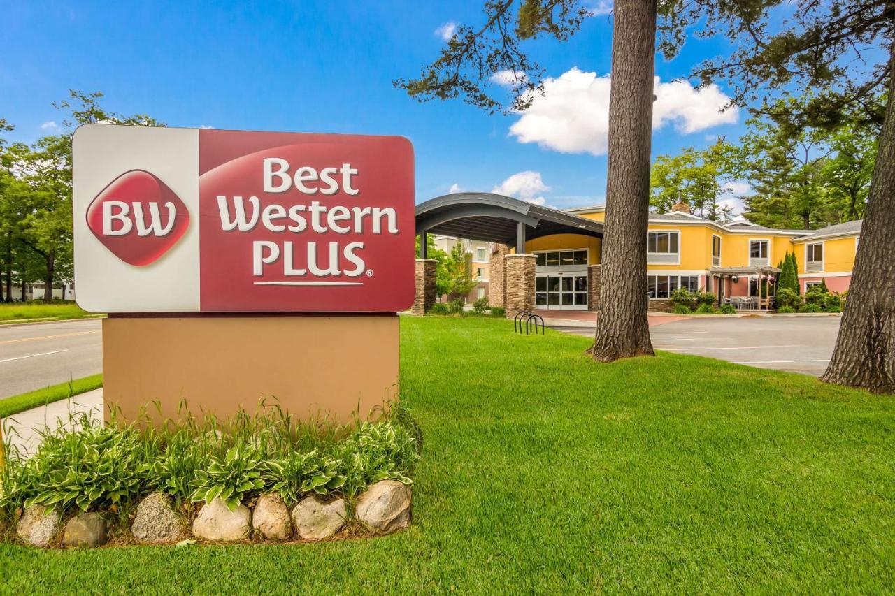 Best Western Plus Traverse City Bagian luar foto