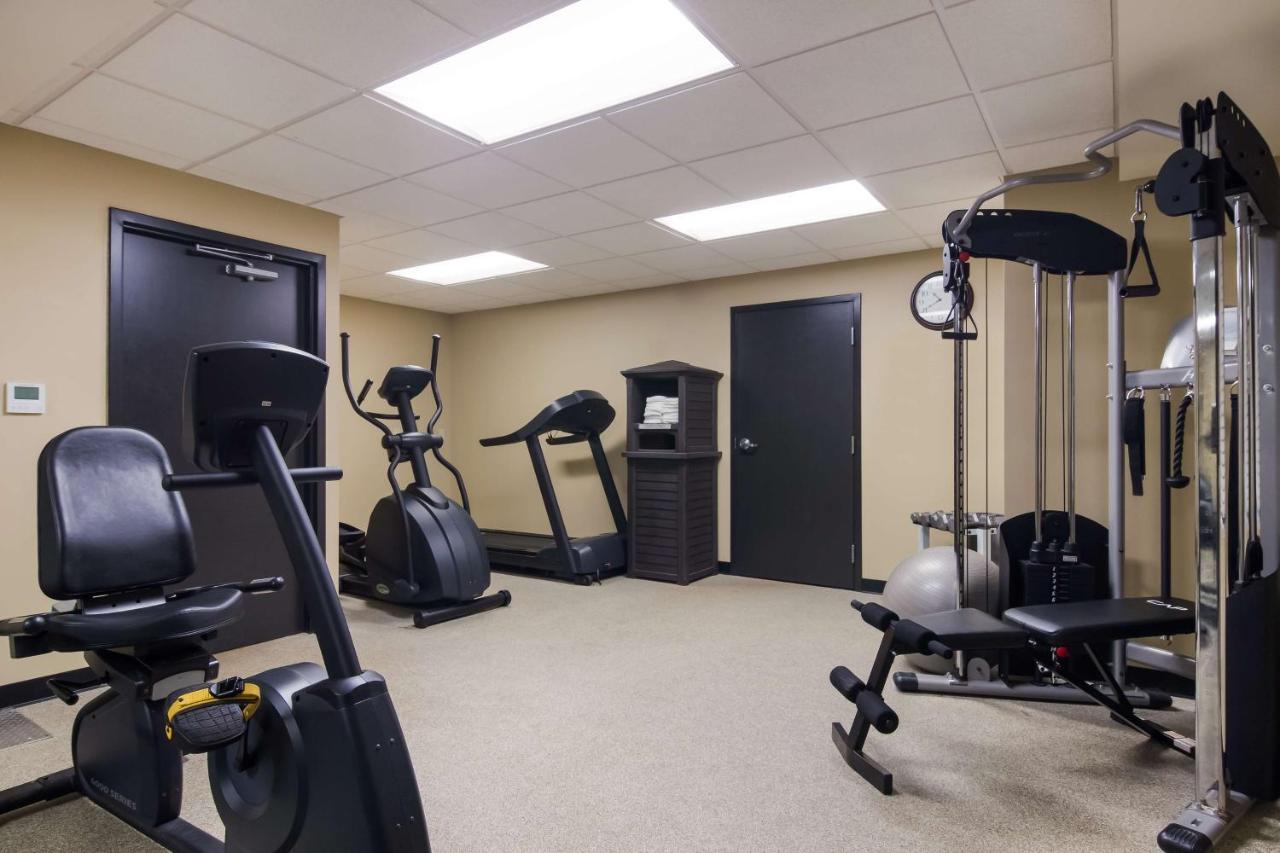 Best Western Plus Traverse City Bagian luar foto