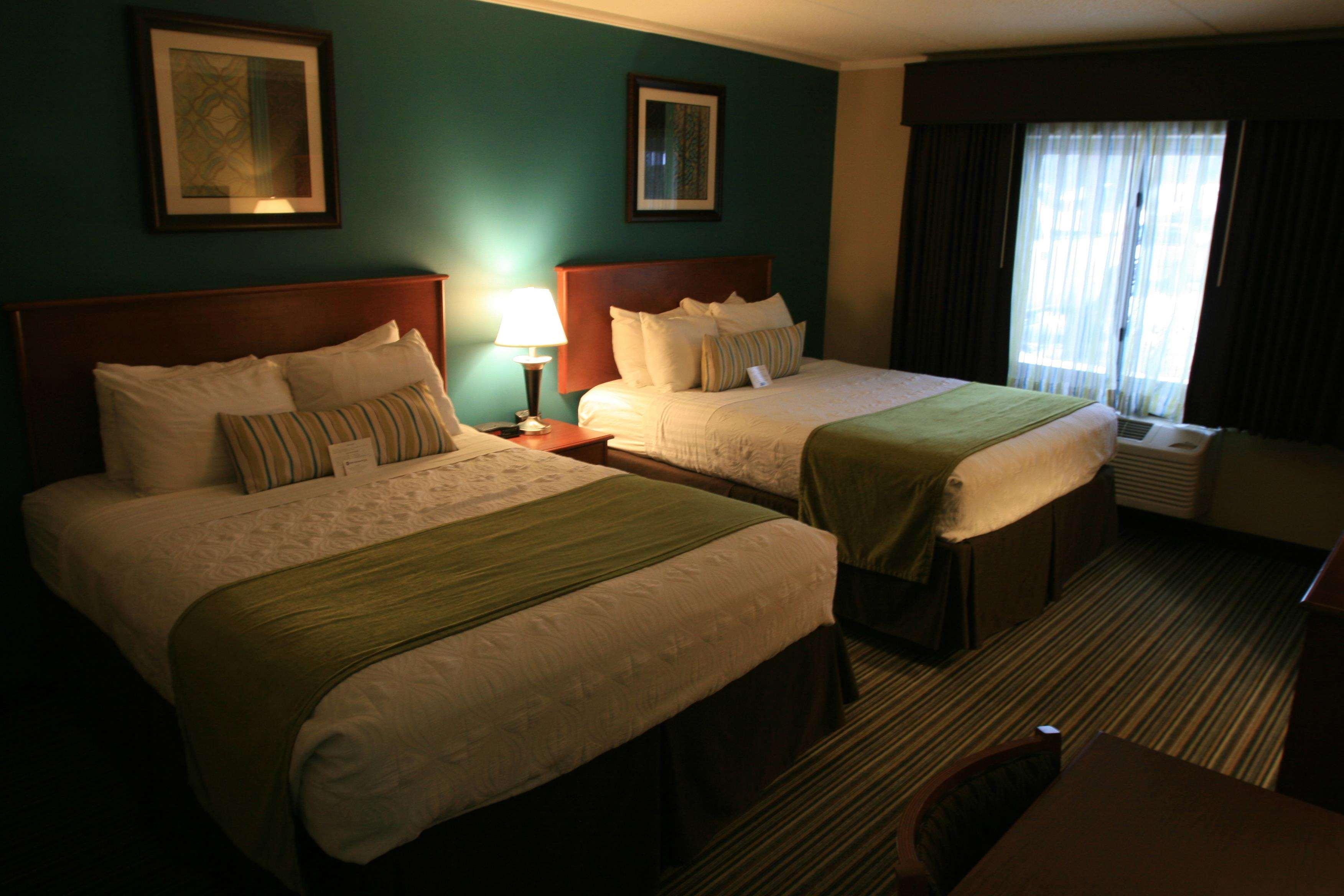 Best Western Plus Traverse City Bagian luar foto