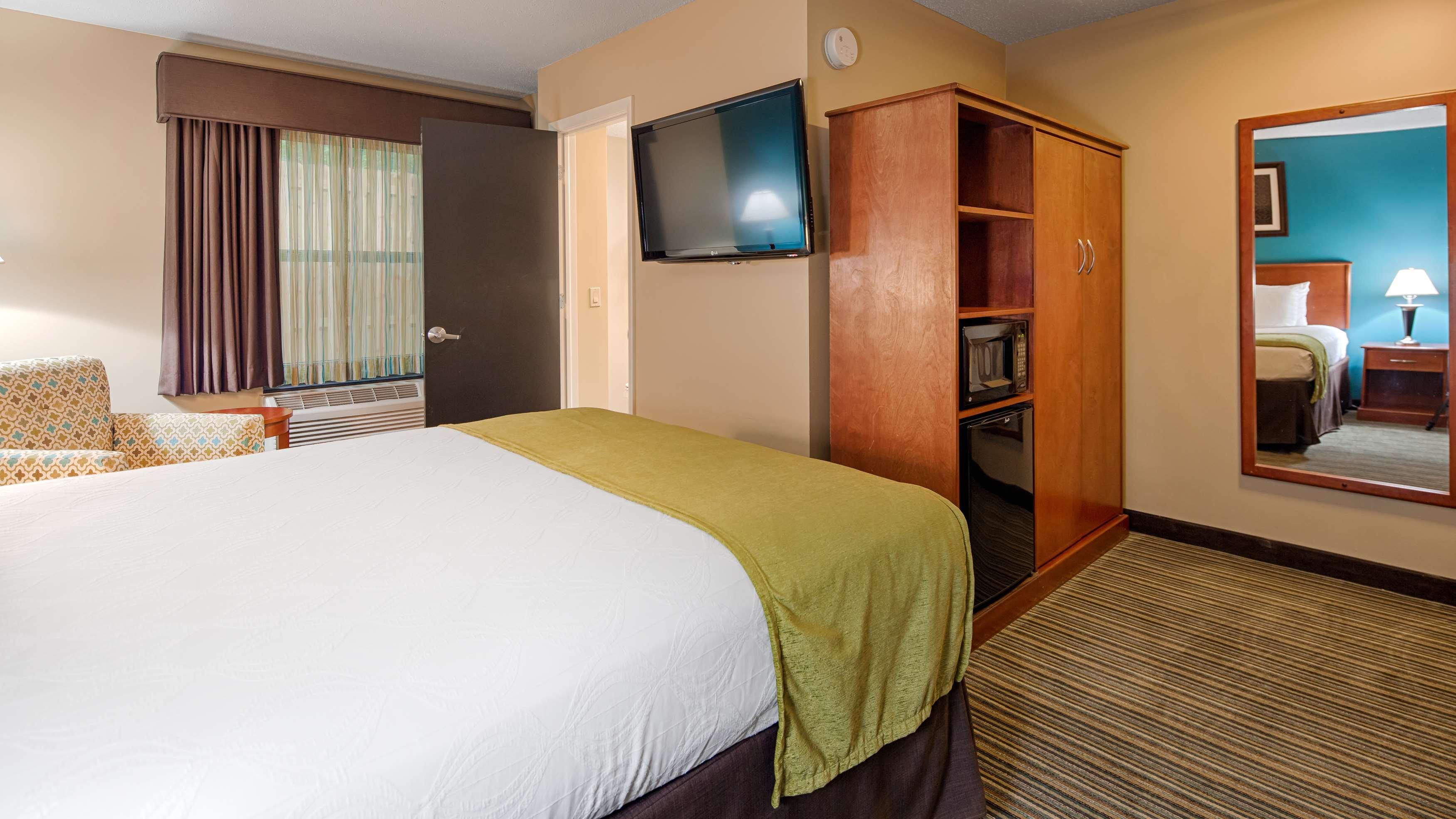Best Western Plus Traverse City Bagian luar foto