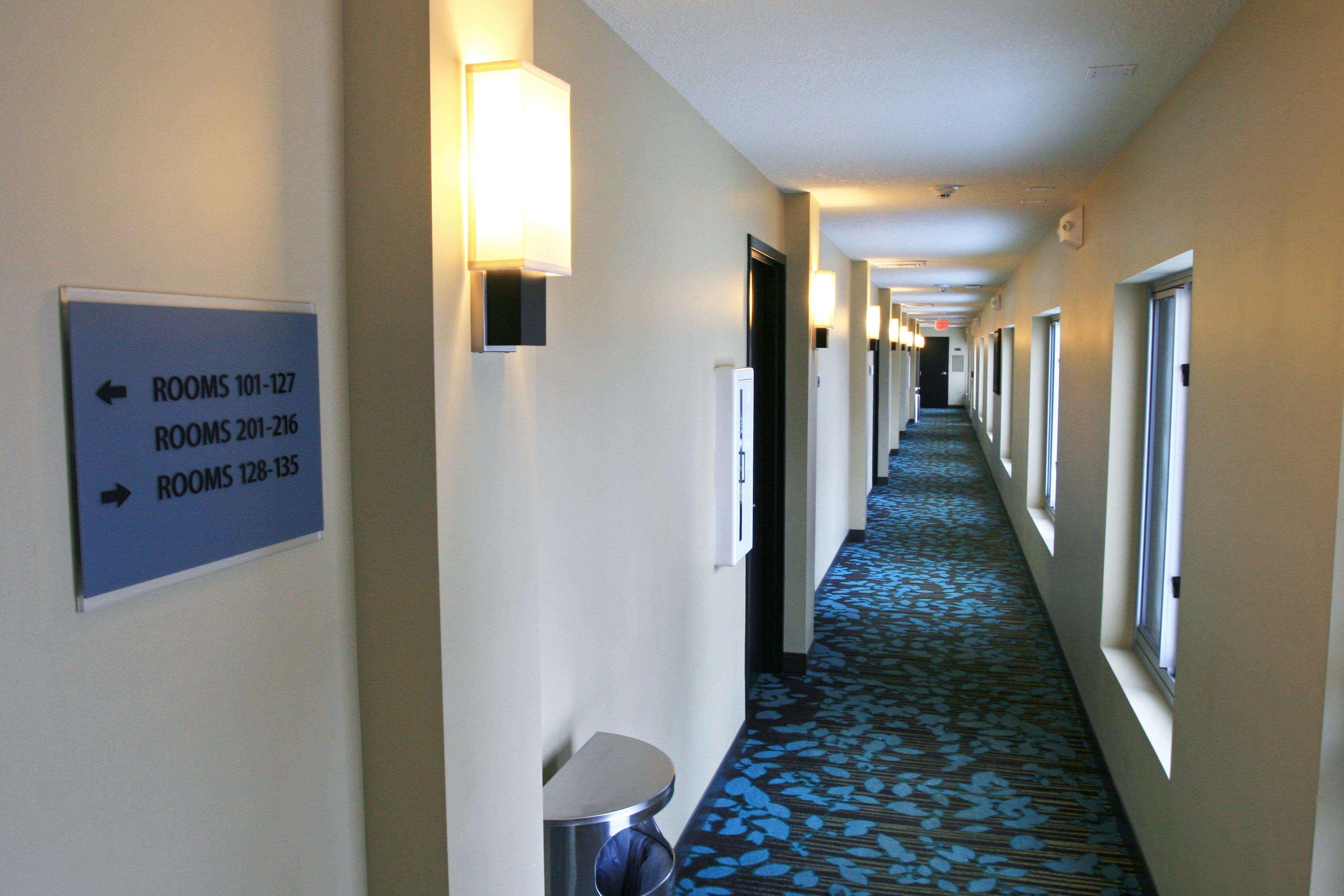 Best Western Plus Traverse City Bagian luar foto